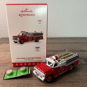 Hallmark 2017 NEW 1979 Ford 15th in the Fire Brigade Series Christmas Ornament